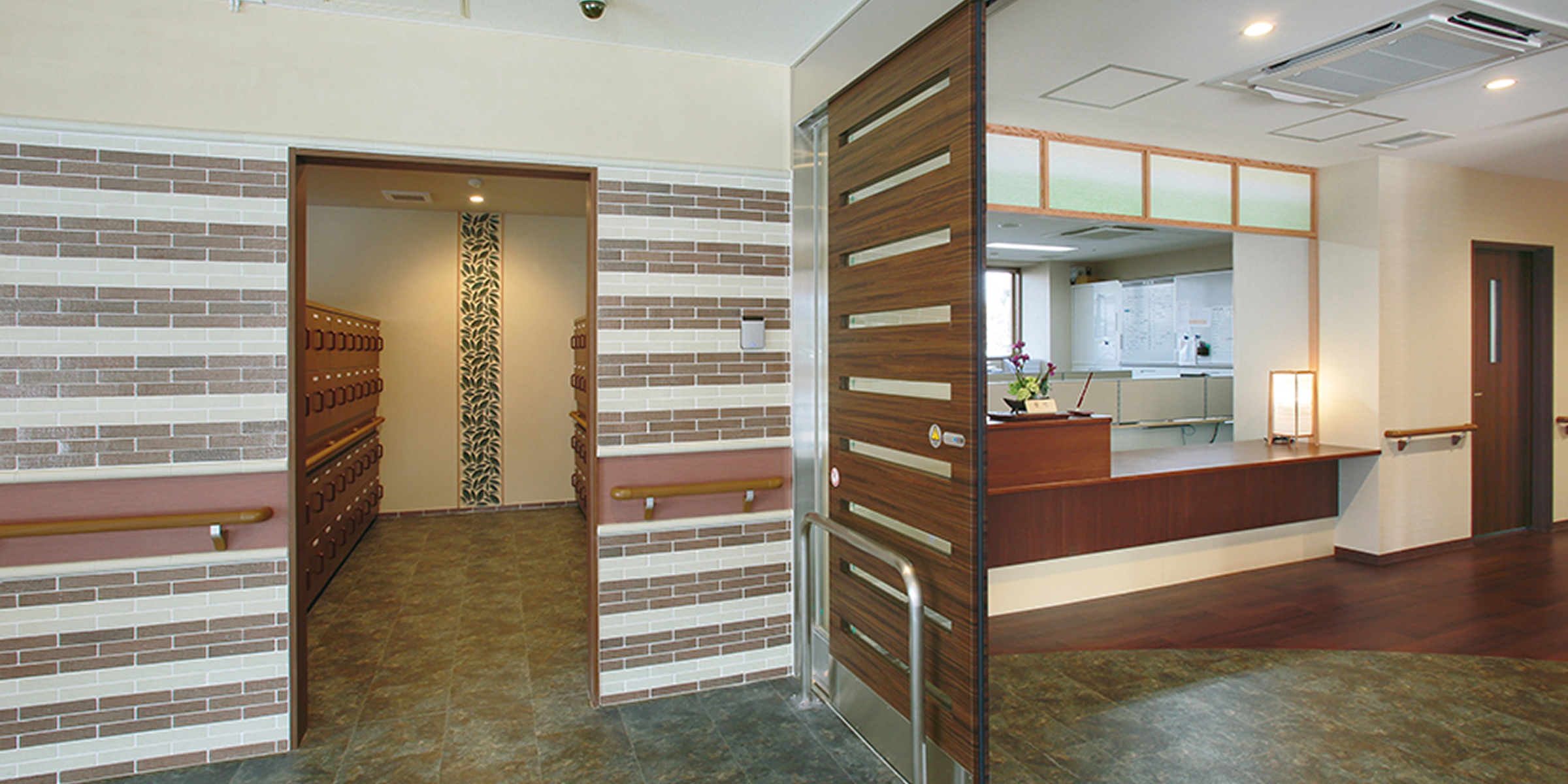 エントランスロビー